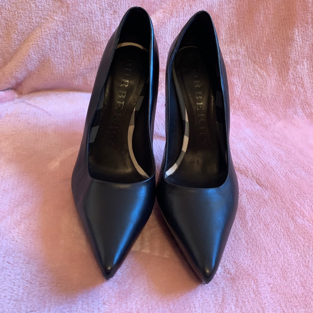 Burberry black platform leather heels size 38.5